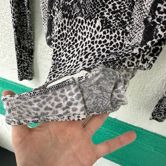 Free People Intimately Body Suit Large P2P 17”. Viscose Spandex Snake Skin - Picture 6 of 12